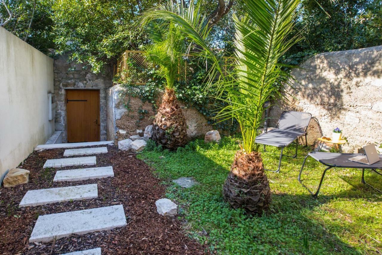 Apartment Peaceful Oasis Makarska Exterior foto