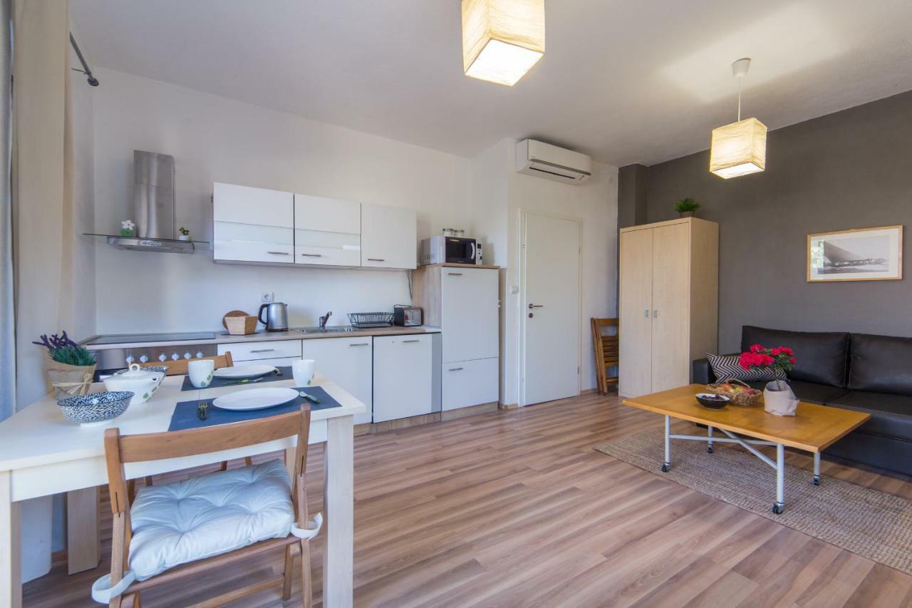 Apartment Peaceful Oasis Makarska Exterior foto